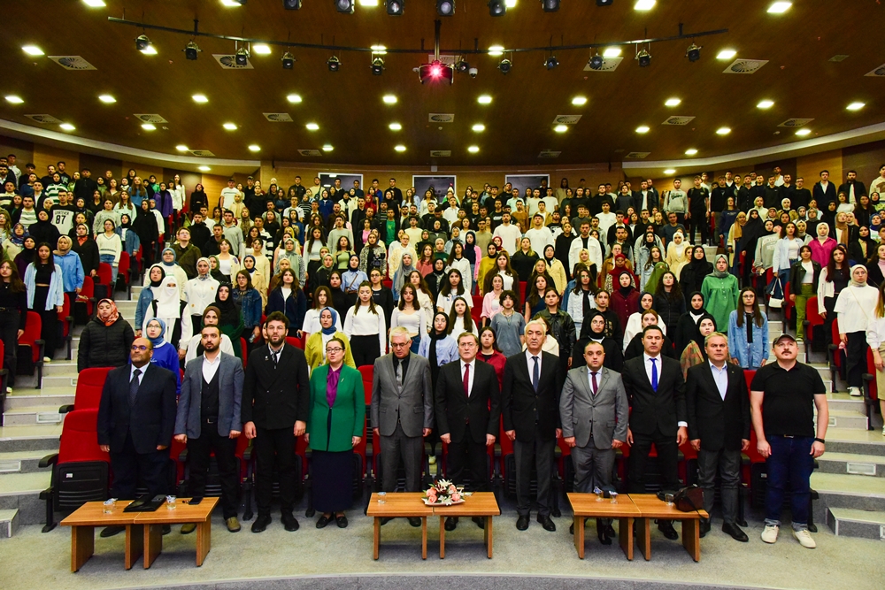 Küre Meslek Yüksekokulu Kastamonu Üniversitesinde düzenlenen Oryantasyon Programına katıldı