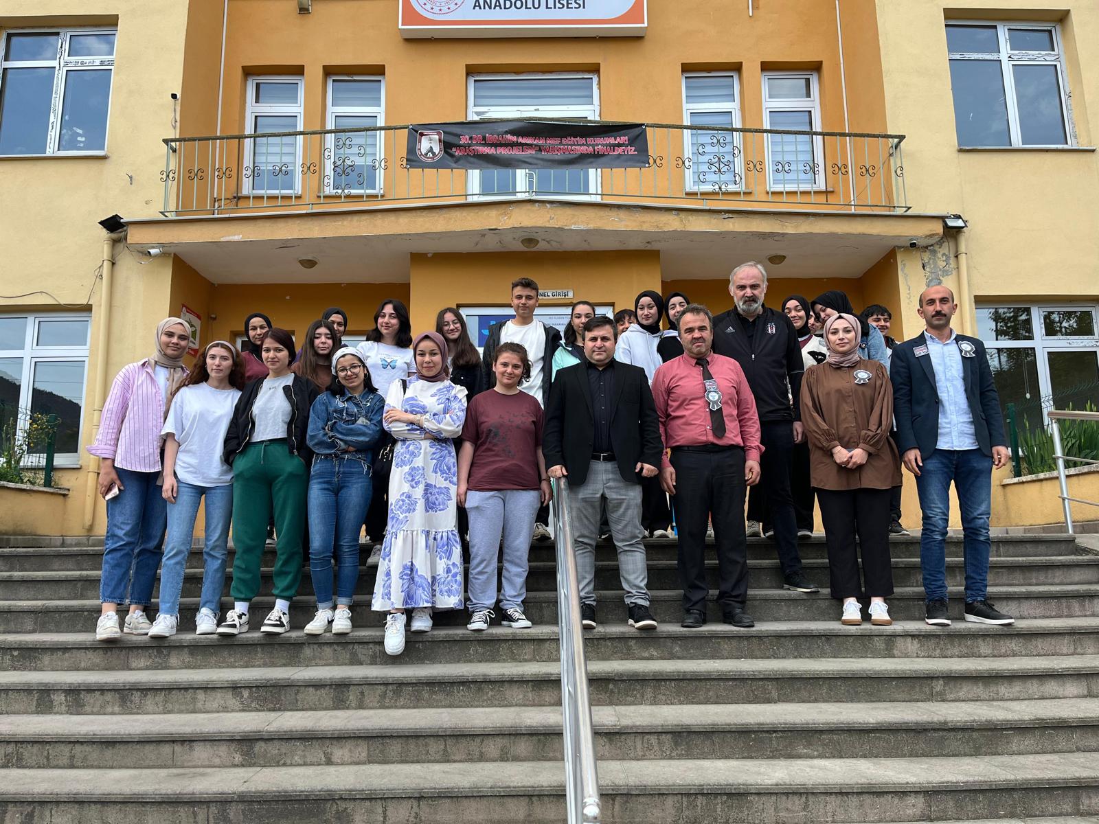 Küre Çok Programlı Anadolu Lisesinde Teknoloji Bağımlılığı Söyleşisi
