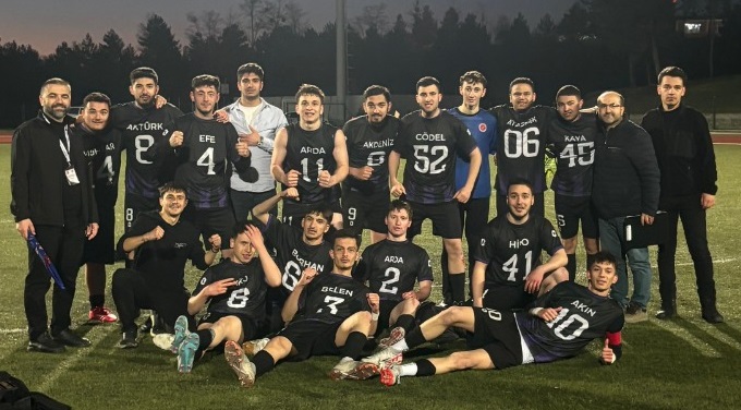 Meslek Yüksekokulumuz Futbol Takımı Çeyrek Finalde