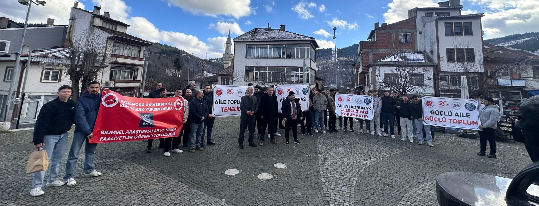 “Aile İçin Yürüyüş, Toplum İçin Birlik” Sosyal Sorumluluk Projesinde Anlamlı Etkinlik