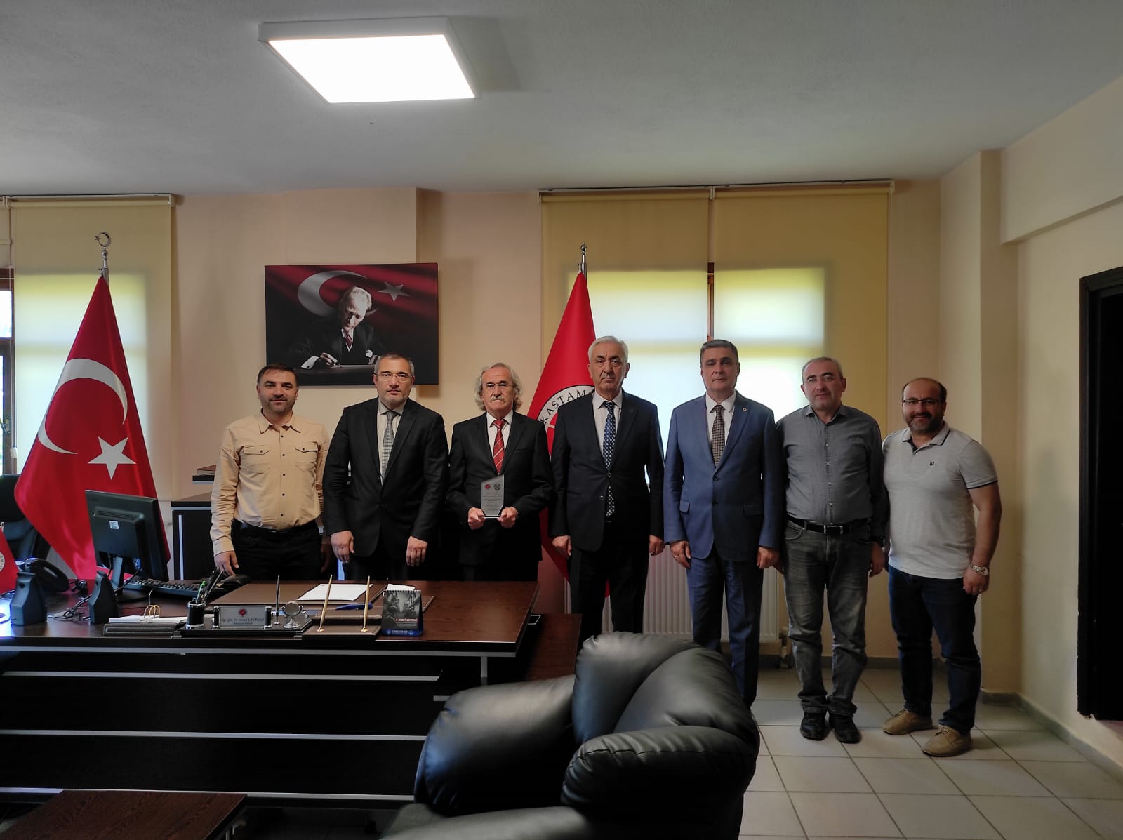 Meslek Yüksekokulumuz Eski Müdürlerimizden Anlamlı Ziyaret ve Emekliliğe Ayrılan Şefimize Veda Töreni