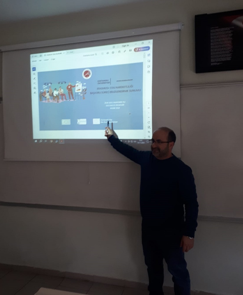 Erasmus Bilgilendirme Toplantısı Yapıldı