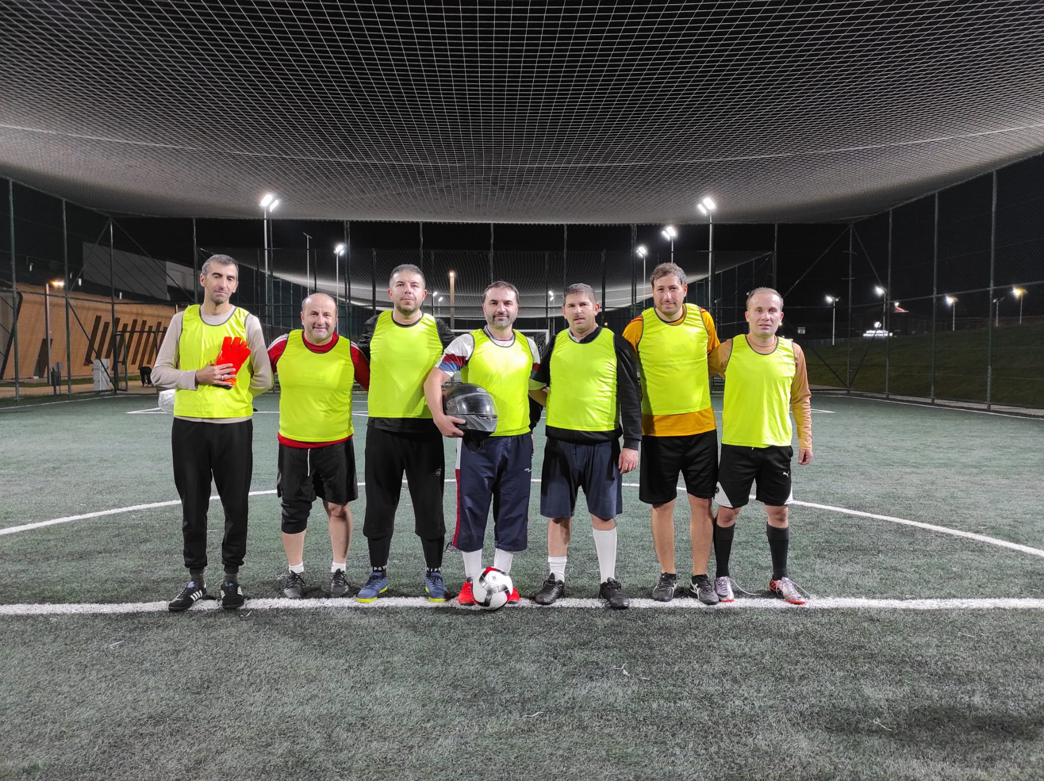 Futbol Takımımız Yarı Finalde !!!
